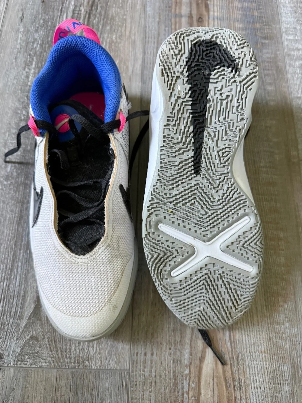 Nike Team Hustle D 10 SE GS “Space Jam: A New Legacy – Computer Chip
